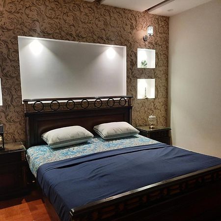 3 Bedroom Furnished Holiday Home Near Valencia Town, Lake City & Ring Road Lahore Esterno foto
