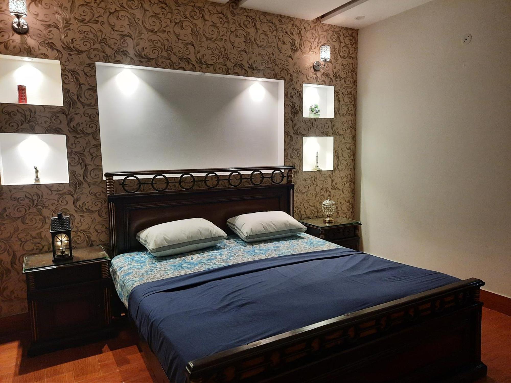 3 Bedroom Furnished Holiday Home Near Valencia Town, Lake City & Ring Road Lahore Esterno foto