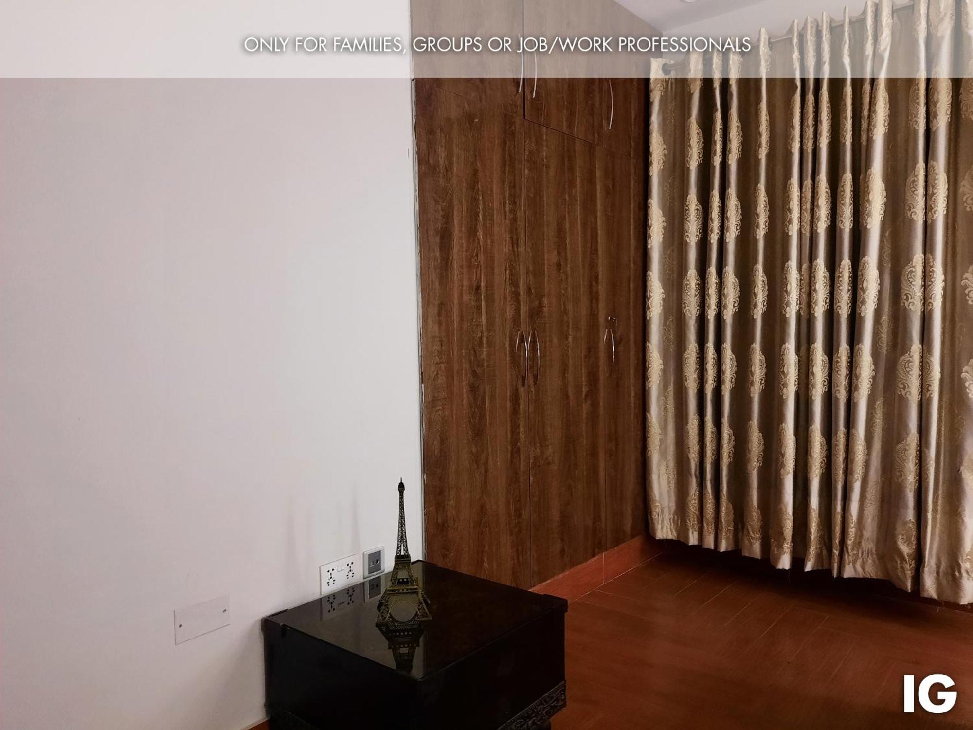 3 Bedroom Furnished Holiday Home Near Valencia Town, Lake City & Ring Road Lahore Esterno foto
